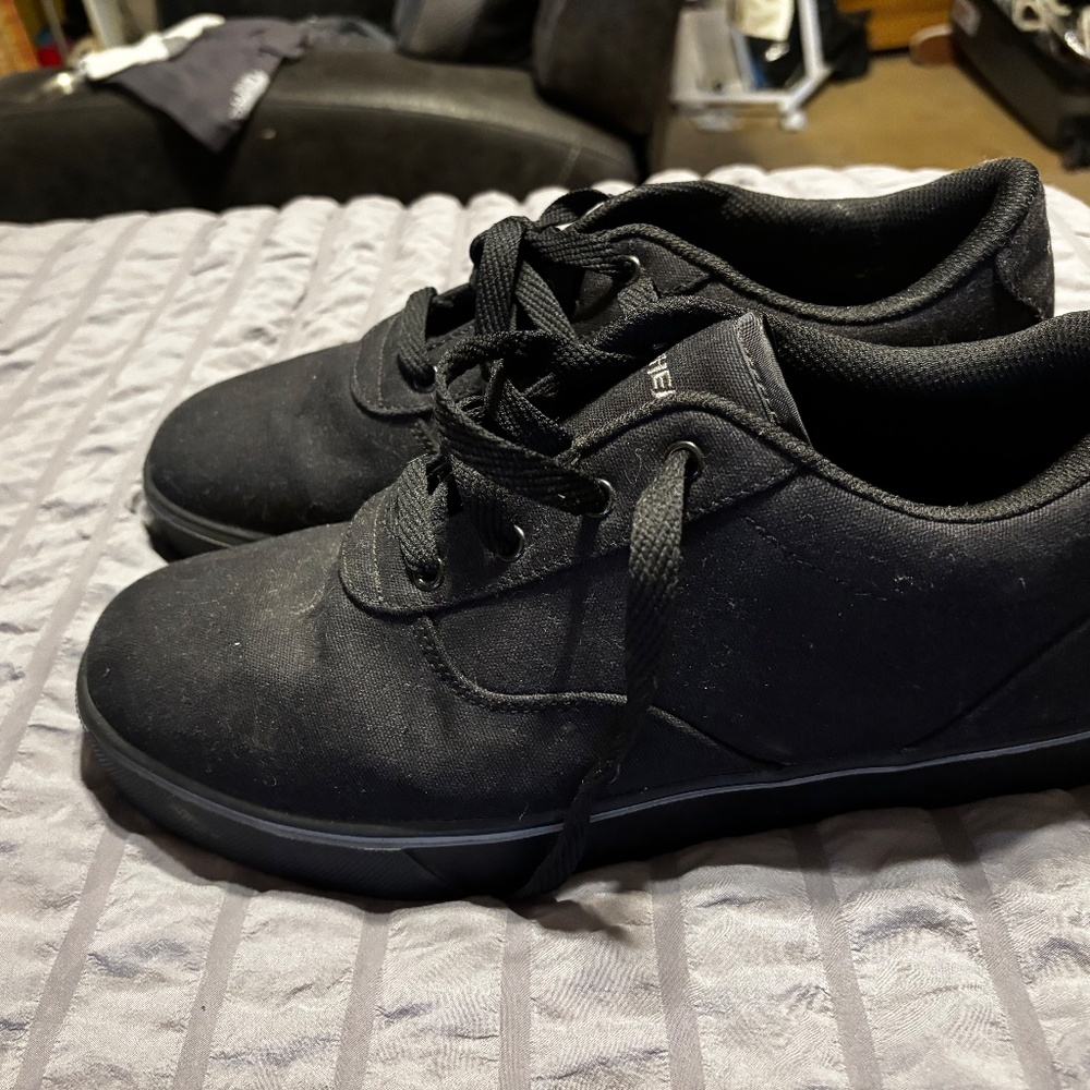 Size 11 Solid Black Heelys - image 2